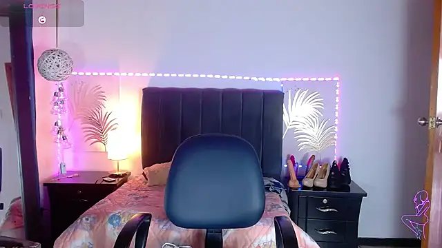 Julietacollins06 online show from 02/13/25, 01:37