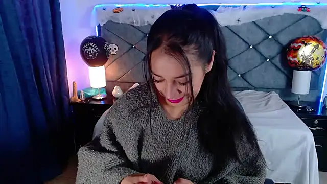 Julietacollins06 online show from 10/08/25, 12:36