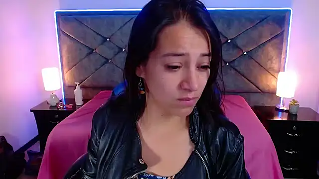 Julietacollins06 online show from 11/18/25, 01:04