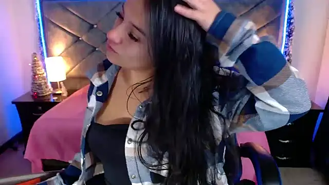 Julietacollins06 online show from 12/22/25, 01:41