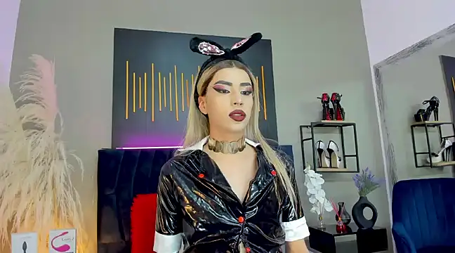 BrianaSchafer online show from 12/17/24, 05:47