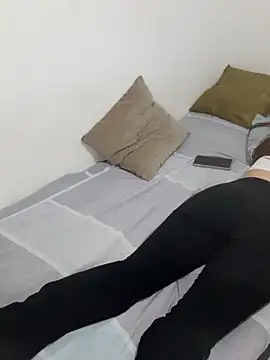 Snapshot of Tripisv chatting on 12/11/24, 04:39 Tripisv online show from 12/11/24, 04:39