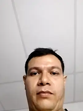 Snapshot of Tripisv chatting on 11/17/25, 11:49 Tripisv online show from 11/17/25, 11:49