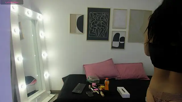 amy fox2 online show from 03/09/26, 01:59