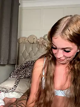 Snapshot of cydneyxox chatting on 01/12/26, 09:53 cydneyxox online show from 01/12/26, 09:53