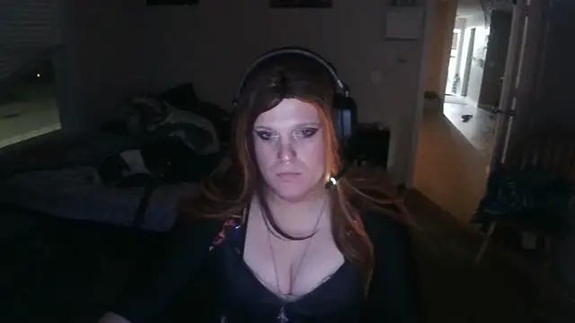 EmberLee online show from 03/15/25, 03:40