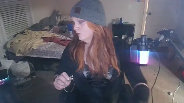 EmberLee online show from 03/22/25, 02:27