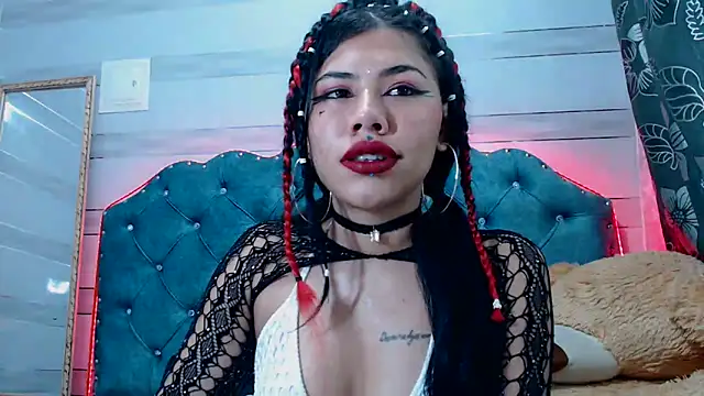 Snapshot of lily_jamesx chatting on 03/18/25, 01:00 lily jamesx online show from 03/18/25, 01:00