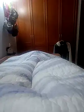 Snapshot of AAngel20 chatting on 11/24/25, 06:07 AAngel20 online show from 11/24/25, 06:07