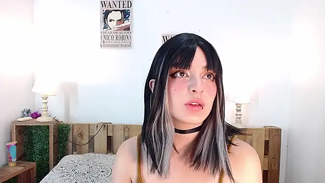 EvaHalsey online show from 12/10/24, 07:43