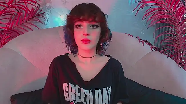 EvaHalsey online show from 11/06/25, 07:59