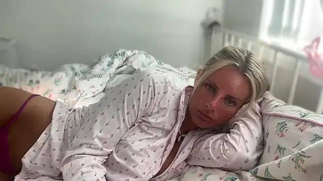 BendyBarbie online show from 07/08/26, 09:14