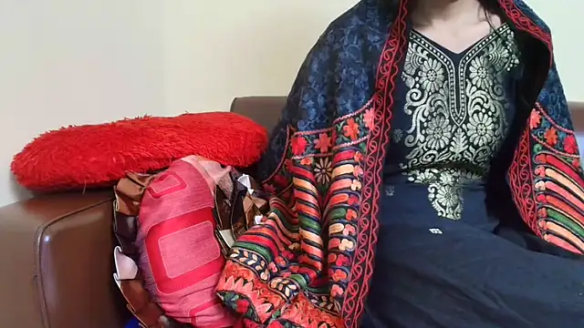 Srabontii online show from 12/03/25, 06:54