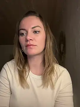 Milla  one online show from 12/27/24, 09:22