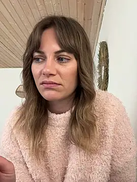 Milla  one online show from 02/19/25, 11:17