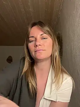 Milla  one online show from 03/11/25, 08:20