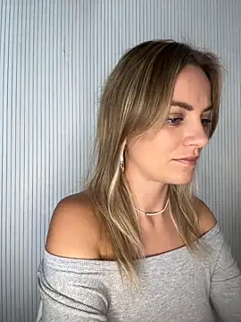 Milla  one online show from 09/12/25, 08:14