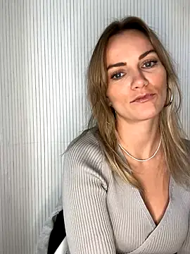 Milla  one online show from 09/22/25, 10:39