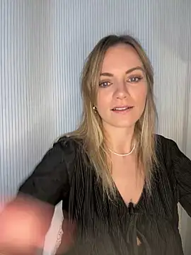 Milla  one online show from 09/23/25, 01:36