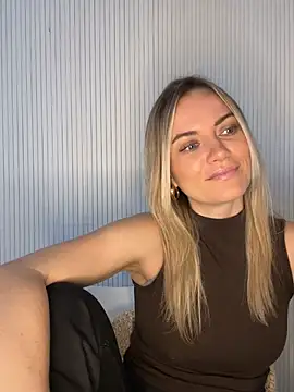 Milla  one online show from 03/25/26, 07:36