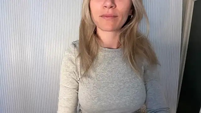 Milla  one online show from 04/10/26, 05:28