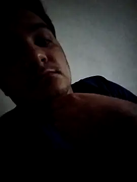 Snapshot of fabiangstrs chatting on 03/12/25, 06:07 fabiangstrs online show from 03/12/25, 06:07