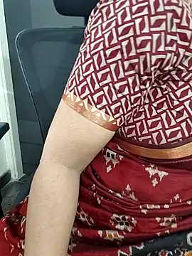 Deepthi Mysore online show from 12/22/25, 03:58