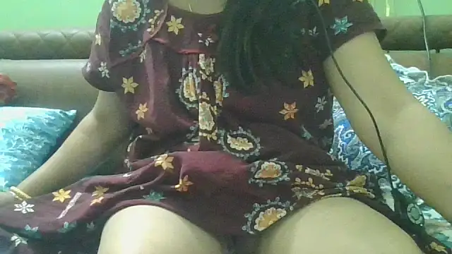 couplesuni online show from 11/06/25, 05:41