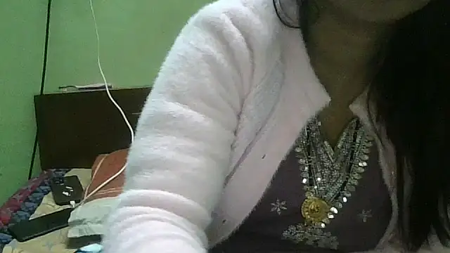 couplesuni online show from 12/03/25, 05:00