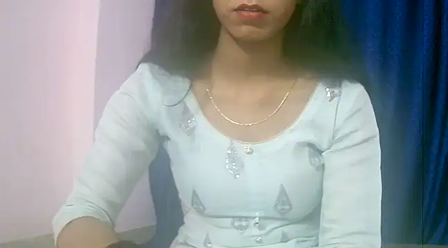 Snapshot of Cute_Sanna chatting on 01/07/25, 07:49 Cute Sanna online show from 01/07/25, 07:49
