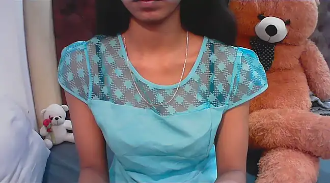 Snapshot of Cute_Sanna chatting on 03/20/25, 05:15 Cute Sanna online show from 03/20/25, 05:15
