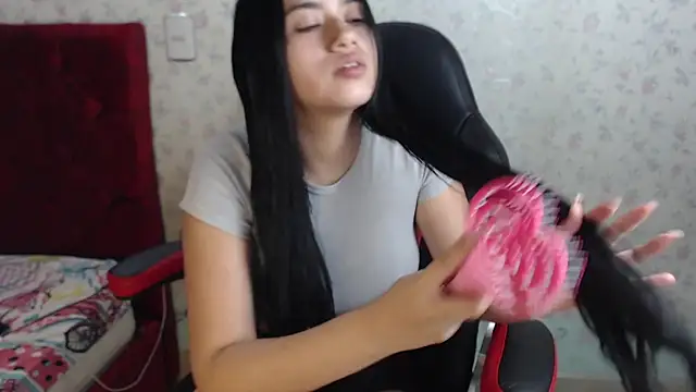 kayla k18 online show from 11/10/25, 03:27