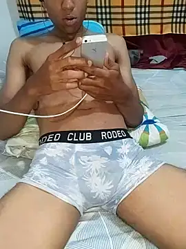 Arturo Stone online show from 02/05/25, 05:20