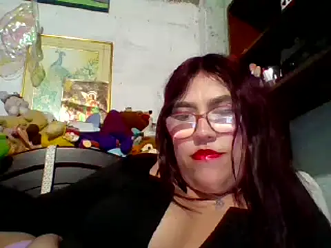 dafne19  online show from 02/17/25, 06:53