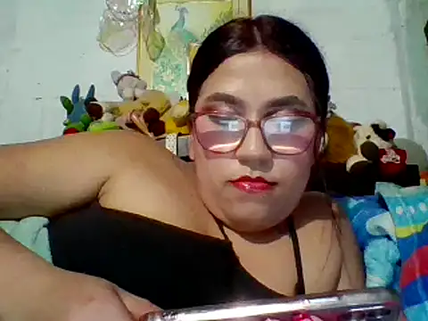 dafne19  online show from 02/18/25, 06:48