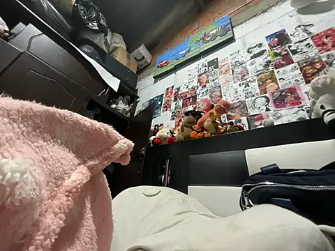 dafne19  online show from 03/06/26, 04:20