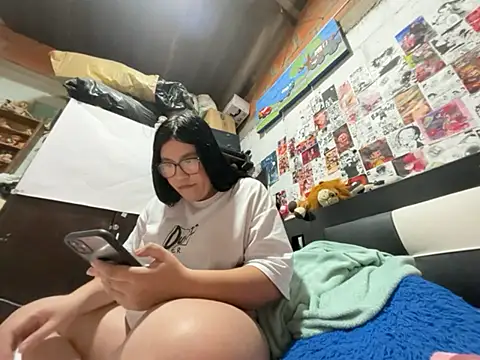 dafne19  online show from 07/06/26, 05:04