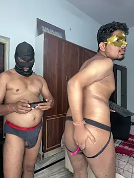 Sexy bitch 23 online show from 03/13/26, 04:46