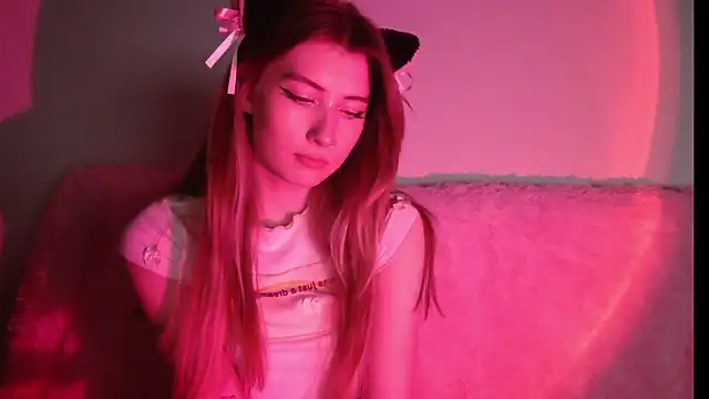 ErikaShyy online show from 12/09/24, 04:37