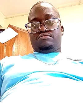 Snapshot of Jeanlaurent972 chatting on 11/18/25, 02:43 Jeanlaurent972 online show from 11/18/25, 02:43