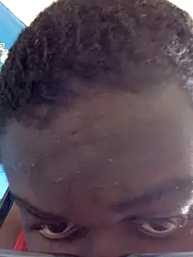 Snapshot of Jeanlaurent972 chatting on 12/20/25, 02:57 Jeanlaurent972 online show from 12/20/25, 02:57