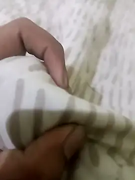 Johnnnm6o online show from 12/06/24, 08:37