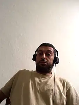 Snapshot of elmarroqui chatting on 10/10/25, 08:46 elmarroqui online show from 10/10/25, 08:46