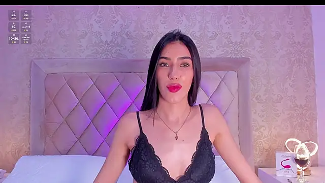 Snapshot of LiaFlowers chatting on 01/14/25, 09:41 LiaFlowers online show from 01/14/25, 09:41