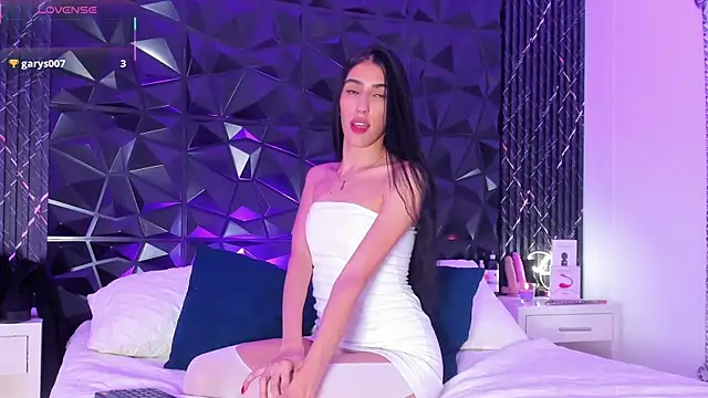 Snapshot of LiaFlowers chatting on 03/22/25, 04:14 LiaFlowers online show from 03/22/25, 04:14