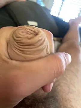 Julian 23312 online show from 03/26/26, 07:08