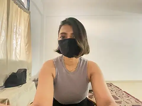 MaYaa  11 online show from 01/02/25, 11:52