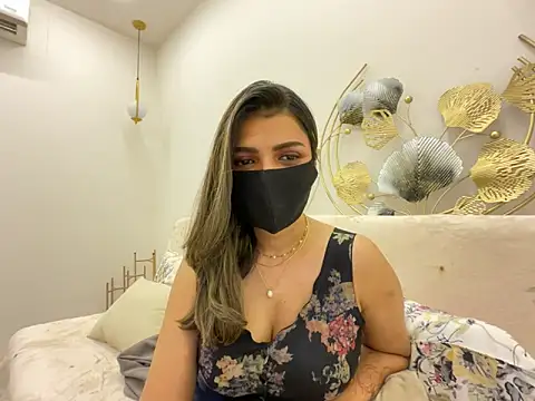 MaYaa  11 online show from 04/10/26, 07:02