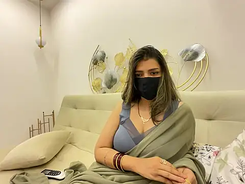 MaYaa  11 online show from 04/20/26, 07:11