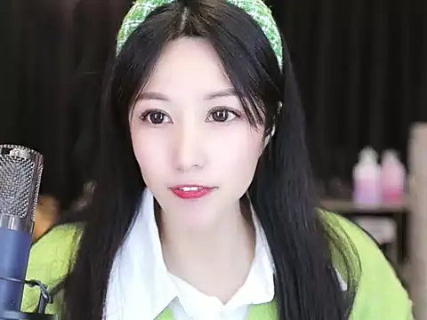 Nuyoah-77 online show from 01/24/25, 07:07